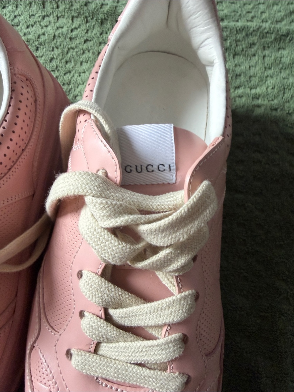 Gucci Women’s Pink Leather Platform Sneakers — Brand: - Picture 4 of 6